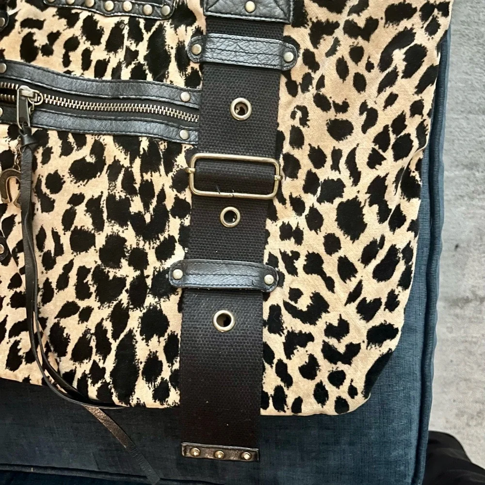 Large Vintage Betsey Johnson Leopard Print Tote Bag with Studded Trim - Picture 3 of 10